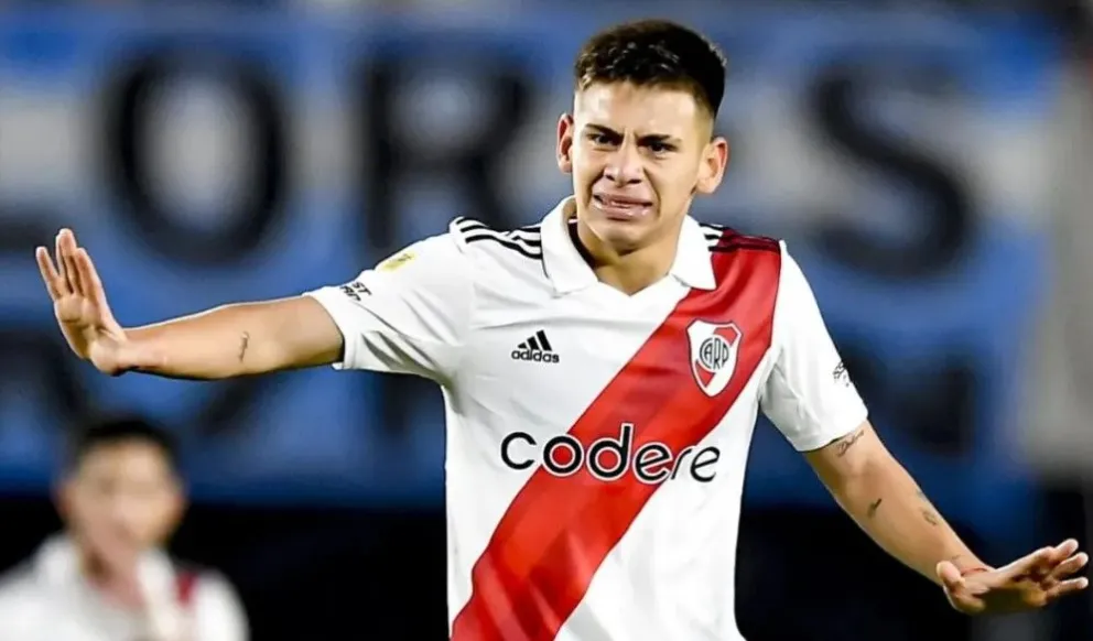 River y Manchester City comenzaron las negociaciones por Echeverri