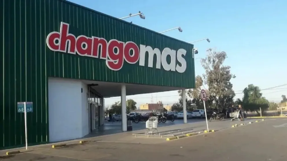 Lo detuvieron por robar mercadería en un conocido supermercado
