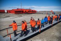 Milei inicia la primera expedición científica de la  Agencia Internacional de Energía Atómica en la Antártida