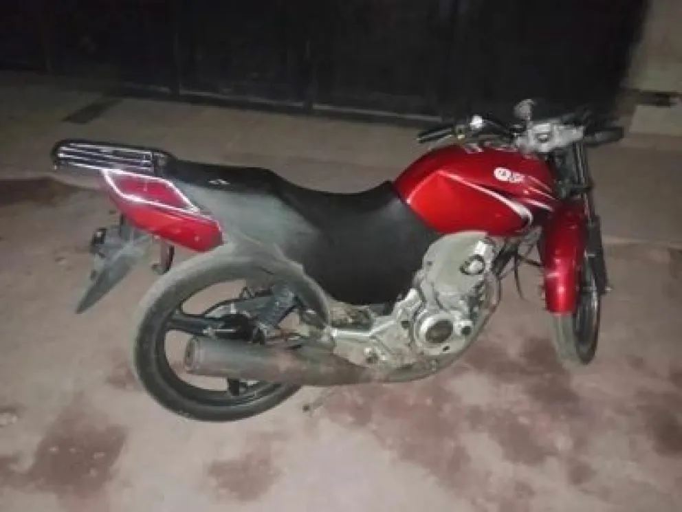 Operativo policial en Chimbas: recuperaron vehículos robados y detuvieron a un menor