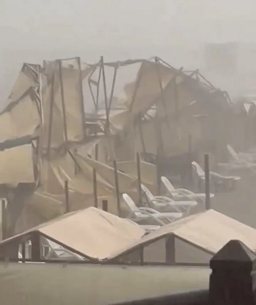 Una tormenta desata el caos en Miramar generando destrozos en la terminal, la feria de emprendedores y la playa