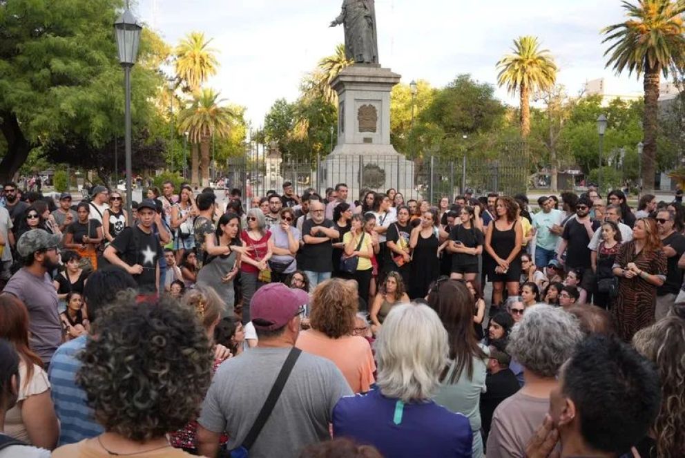Artistas sanjuaninos protestaron contra la ley ómnibus de Javier Milei