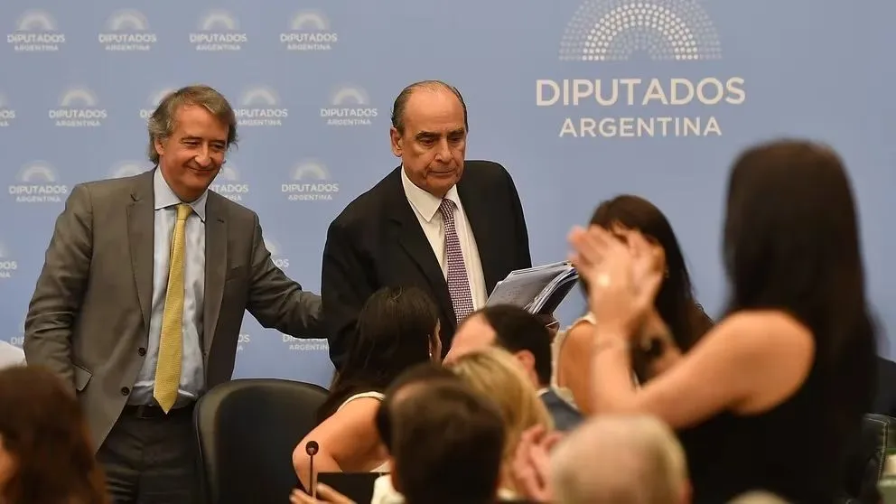 Nación resignará artículos de la Ley Ómnibus en busca de los votos opositores para aprobarla 