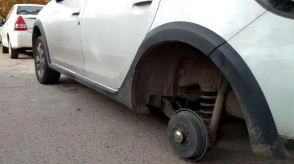 Detuvieron a tres "roba-ruedas" en Rawson