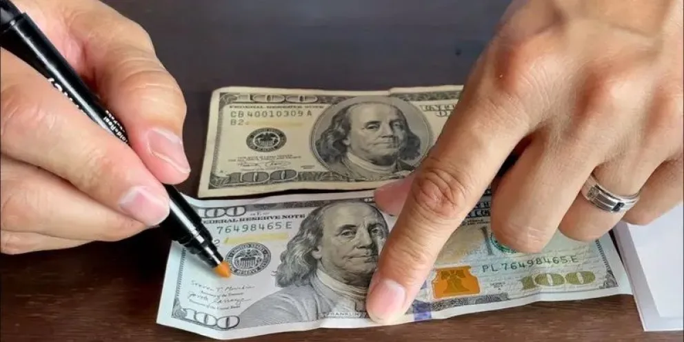 Detuvieron a dos sospechosos con dólares falsos 