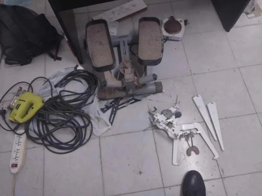 Con las manos en la masa: dos hombres se fugaron cuando la policía los encontró robando