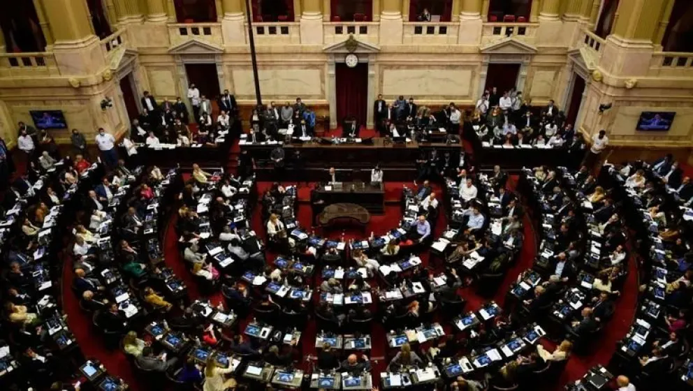 Ley Ómnibus: arrancó la maratónica sesión en Diputados 