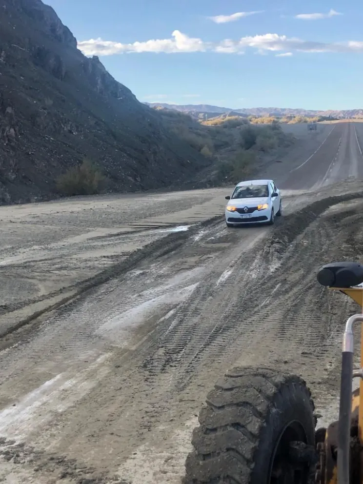Por arrastre en los badenes, solicitan que se circule con precaución ¿qué ruta está afectada? 