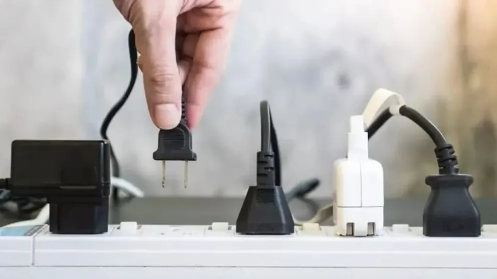 Cortes de luz: técnicas para cuidar los electrodomésticos durante un apagón