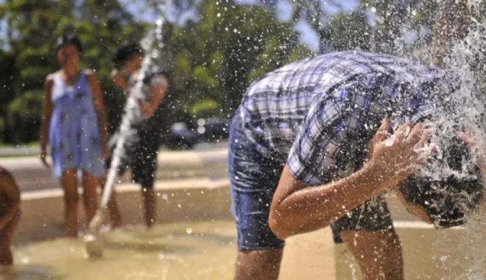 Rige alerta roja por calor en cinco provincias del país: San Juan, con alerta amarilla