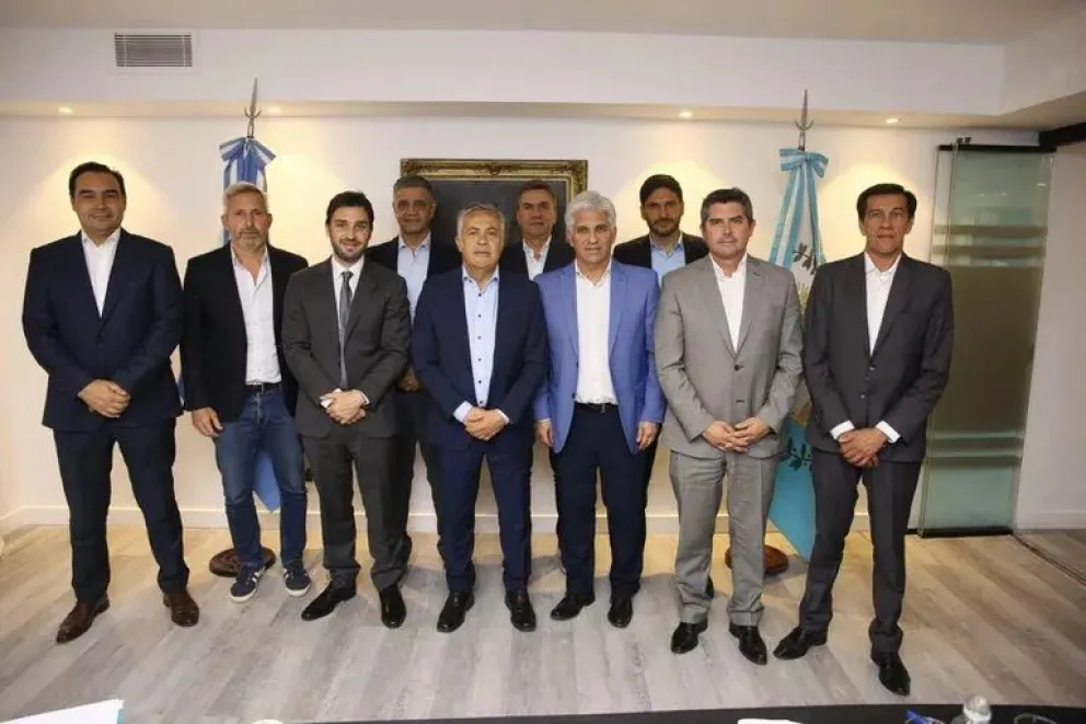 Orrego se reunió con gobernadores JxC vía videoconferencia