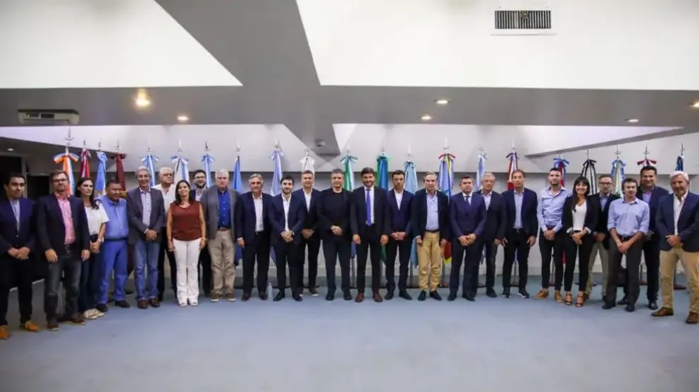 Gobernadores rechazaron la quita de subsidios al transporte del interior
