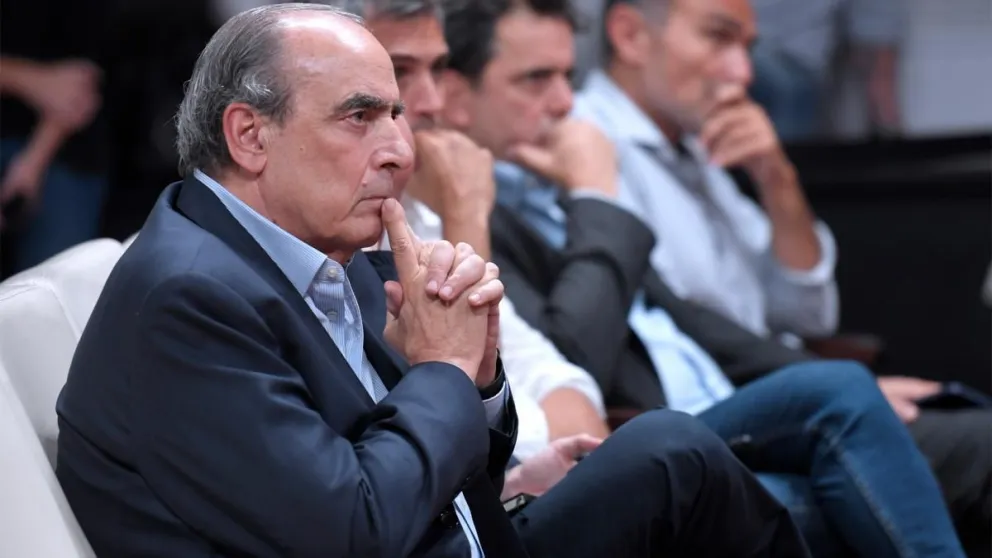 El ministro del Interior negó una guerra con el interior tras la eliminación del subsidio al transporte