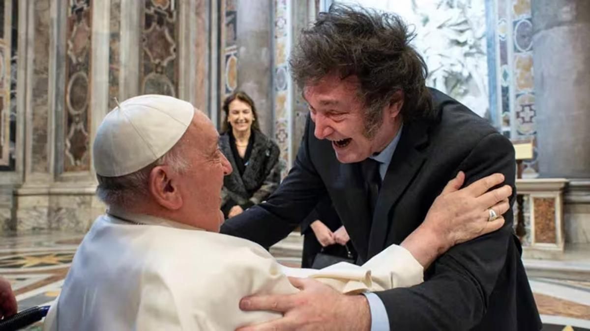 El presidente Milei saludó al Papa Francisco en la Canonización de Mama Antula