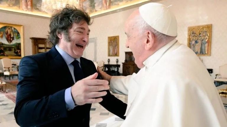 El papa Francisco y Javier Milei estuvieron reunidos más de una hora en el Vaticano