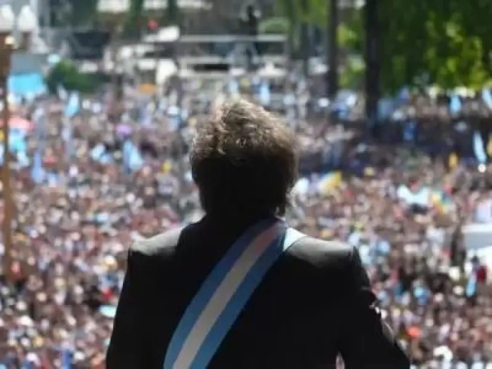Milei evalúa dar su primer discurso en el Congreso de espaldas 