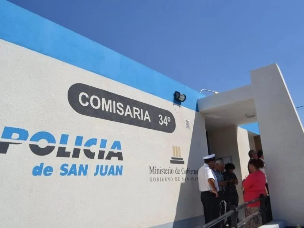 Robó una moto, los vecinos lo detuvieron y le dieron una paliza