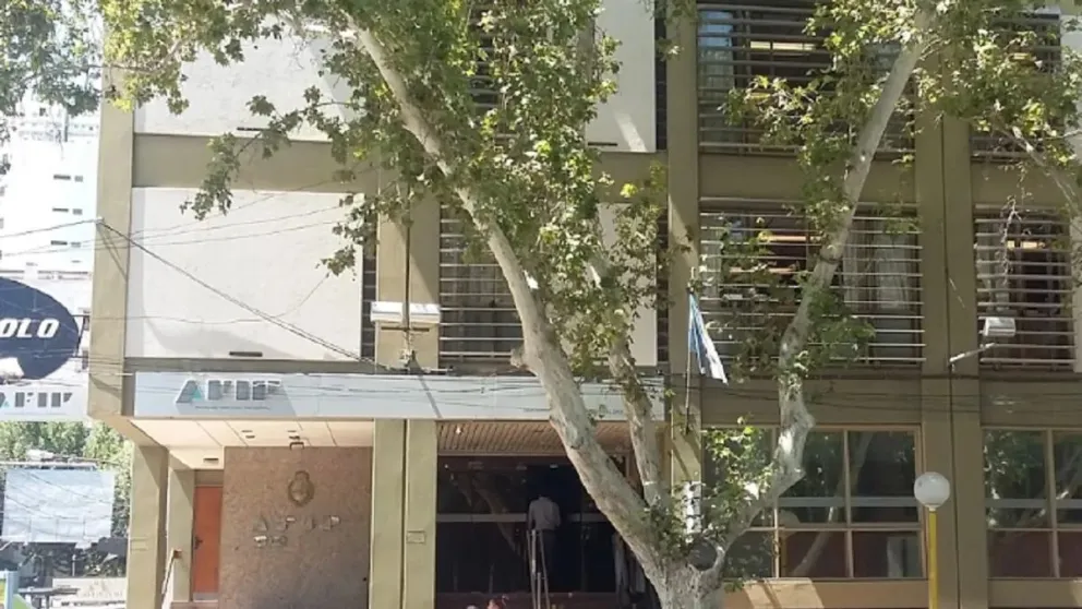 Comenzará el juicio contra una empleada y su hijo por el borrado de deudas en AFIP 