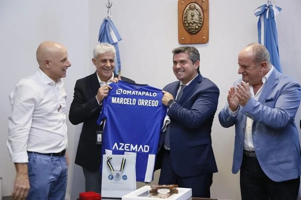 Orrego recibió al comité organizador de la Copa Intercontinental de Hockey sobre Patines