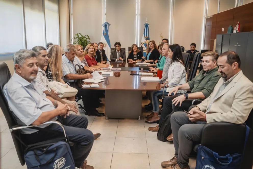 paritaria docente gobierno - ministra educacion ministro gutierrez hacie