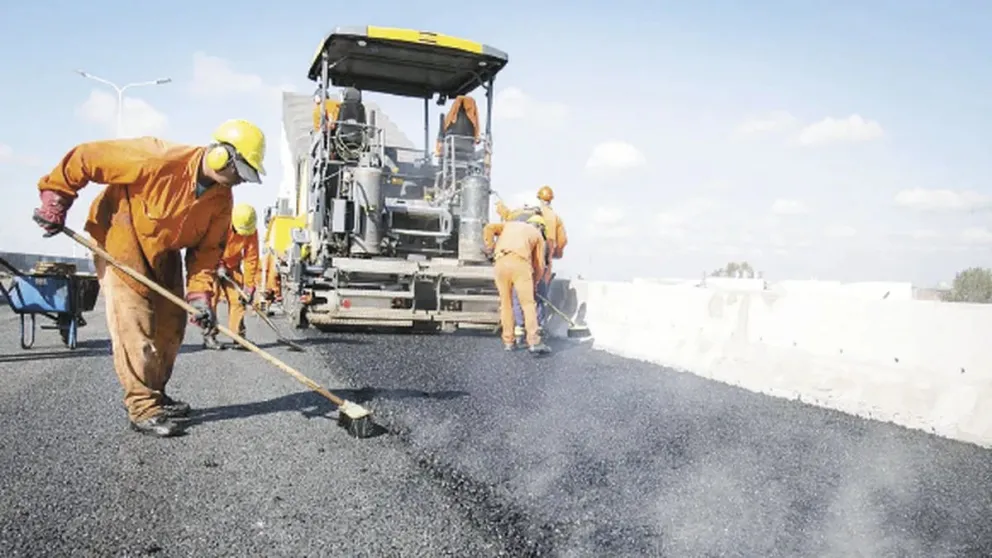 Recorte drástico en obra pública: el gobierno asignó solo USD 90 millones, un 80% menos en enero 