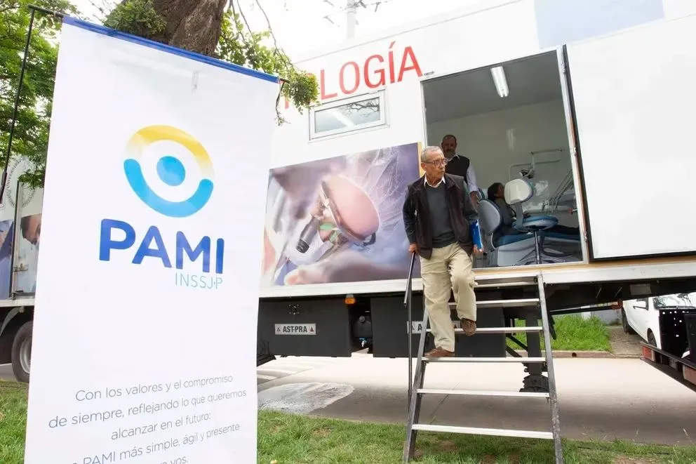 PAMI: redujo su estructura jerárquica y ajusta sueldos de $3.000.000 promedio