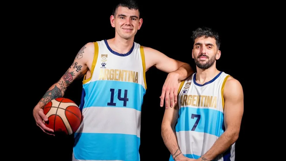 Homenaje a la Generación Dorada: la selección de básquet presentó su nueva camiseta
