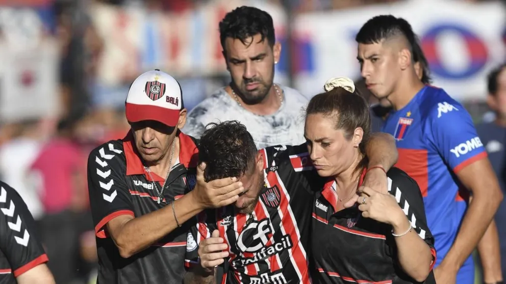 Tras la suspensión del partido, Chacarita pide que se lo den por ganado