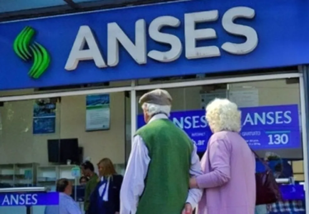 ANSES: ¿quiénes cobran este viernes? 