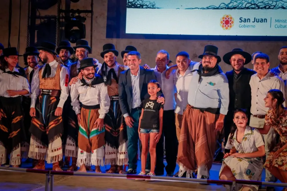 Orrego presente en el espectáculo "San Juan Brilla 2024"
