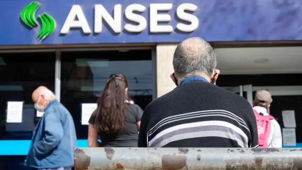 ANSES definió cuándo cobran los jubilados el aguinaldo en diciembre