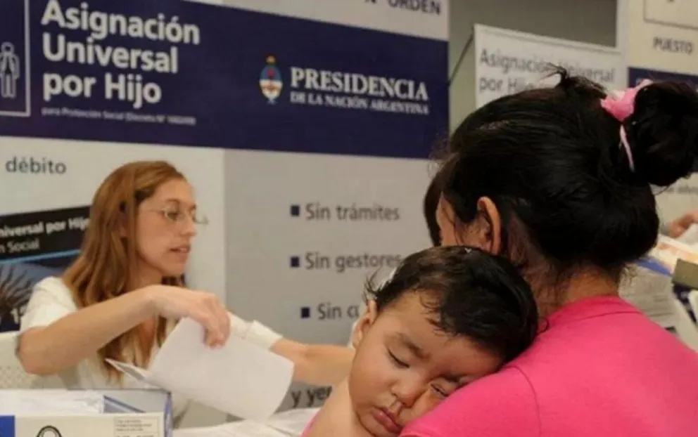 Alrededor de 800 mil chicos dejarán de cobrar la asignación familiar