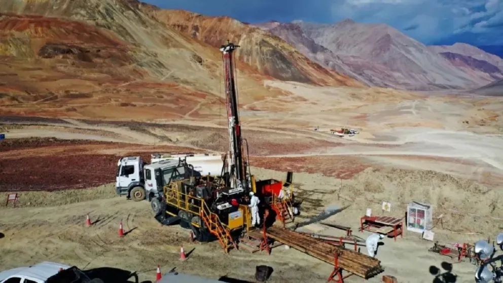 El IPEEM suspende las licitaciones mineras por problemas operativos 