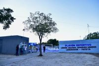 Chimbas inauguró un nuevo playón deportivo para tres barrios del departamento