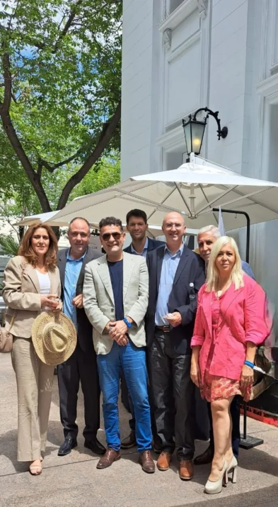 San Juan estuvo presente en el desayuno de Coviar