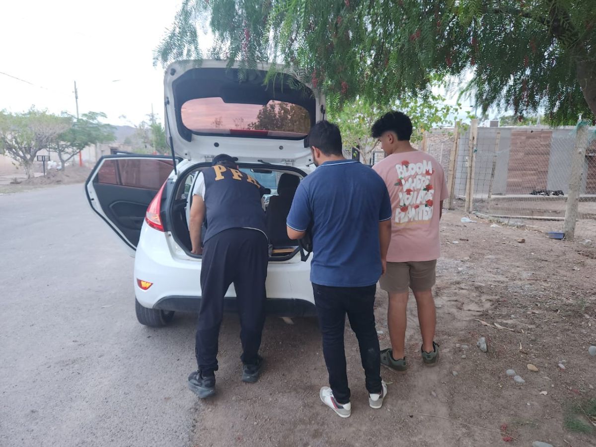 La Policía Federal desmanteló una red de kioscos de droga en Chimbas 
