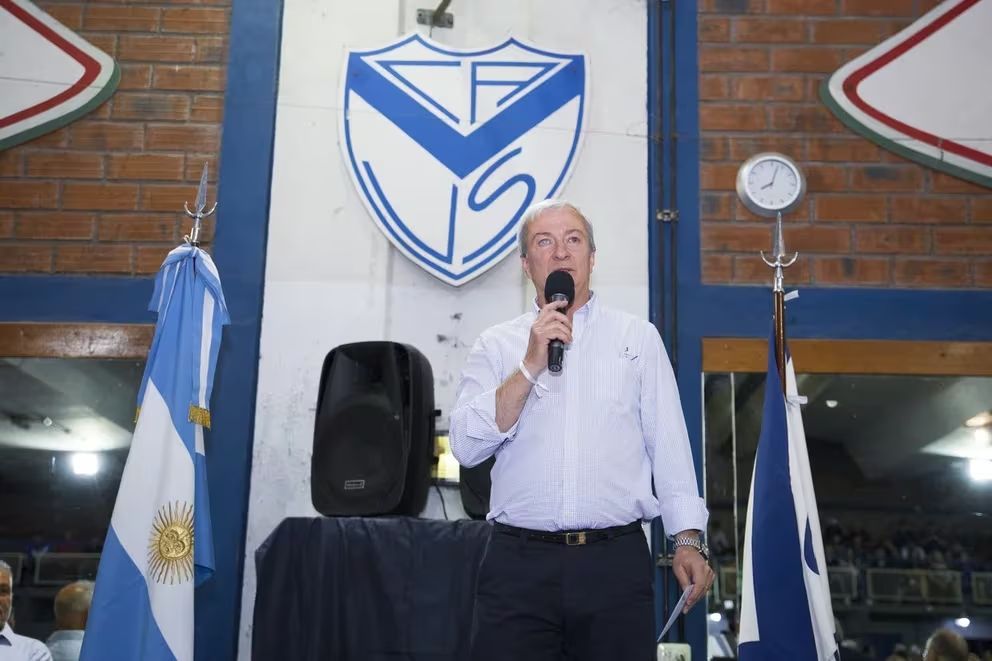 El presidente de Vélez habló sobre las denuncias de abuso sexual contra los 4 jugadores del club