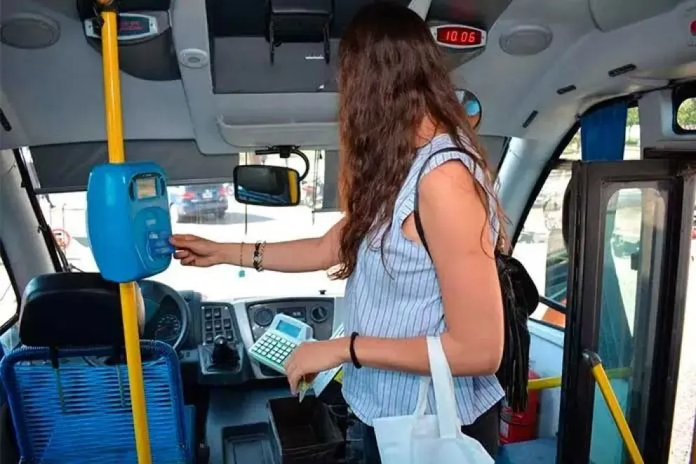 Desde este jueves comienza a regir la nueva tarifa para viajar en colectivo