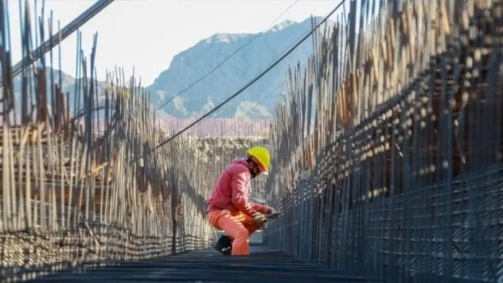 Obra pública: las estrategias oficiales para que no queden sin trabajo unas 450 personas