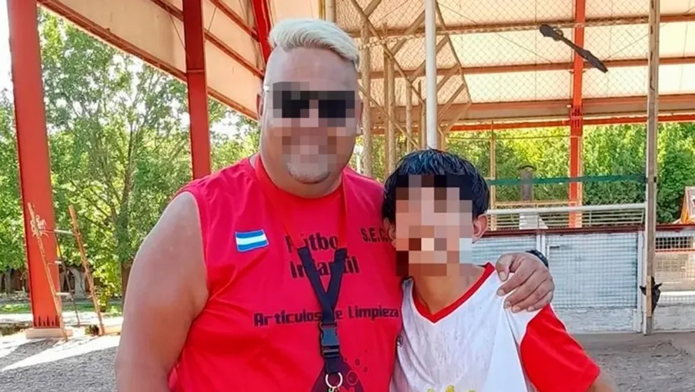 Condenaron a un profesor de la escuela de fútbol del SEC por abusar de un menor pero no irá a la cárcel 