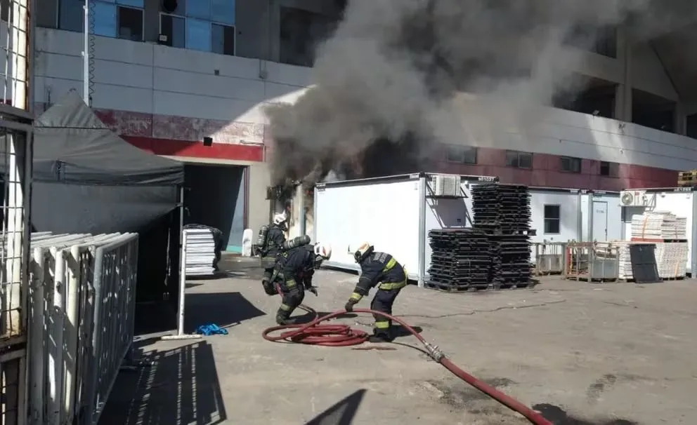 Alarma por un incendio en River Plate durante el montaje para el recital de María Becerra