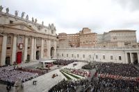 El papa Francisco no leyó la homilía en la misa del Domingo de Ramos y esto sorprendió a los fieles 