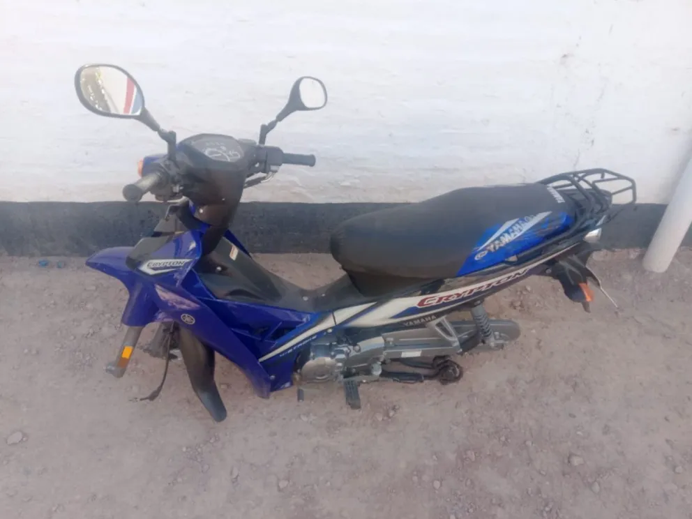 La Policía recuperó dos motos robadas aunque una de ellas estaba siendo desarmada y la otra la tenía un menor
