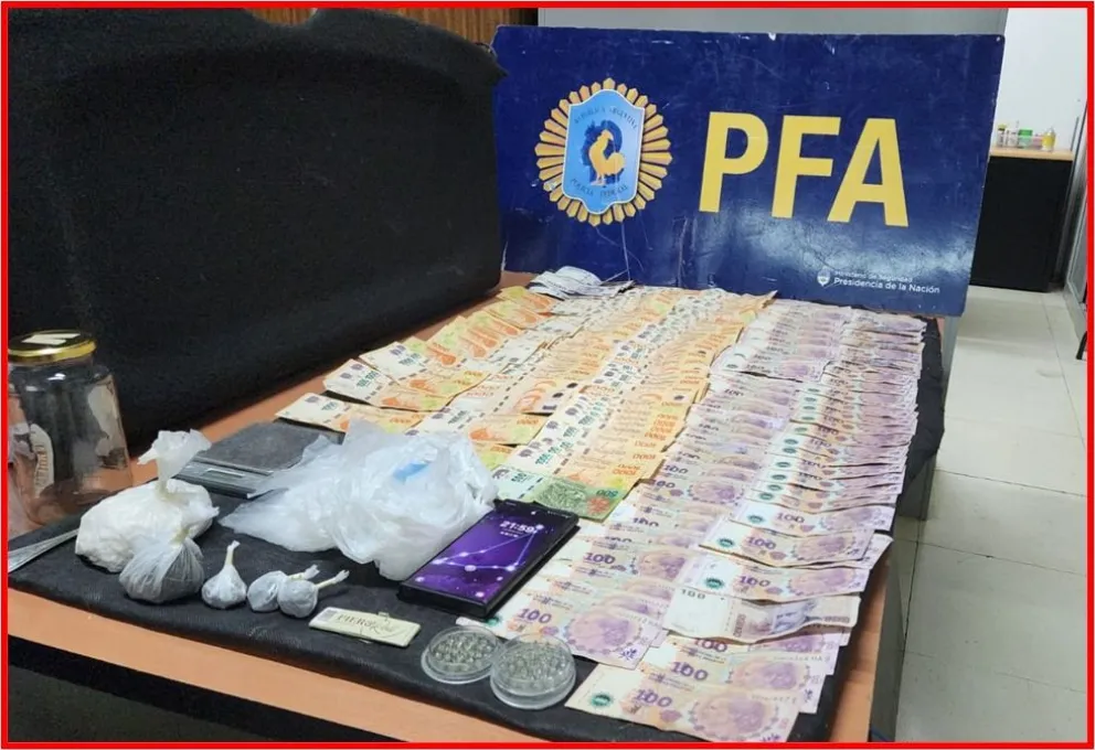 Tras una persecución policial, detuvieron a un hombre con dinero y drogas