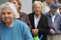 ANSES desdoblará el pago de jubilaciones y pensiones en abril 