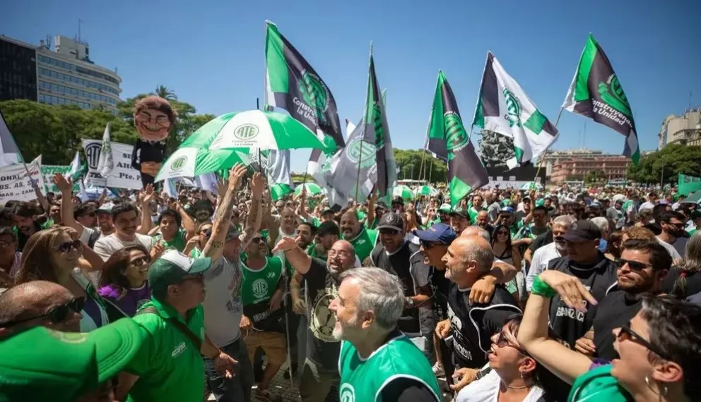 ATE denunció 10.000 despidos y anunció un paro nacional para el próximo miércoles 