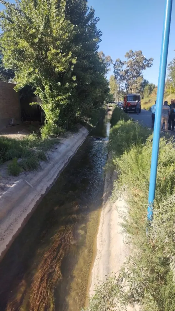 Conmoción en Albardón: encontraron a un hombre muerto en un canal