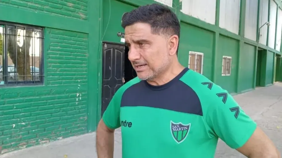 San Martín habría despedido a José María Martínez de la dirección técnica