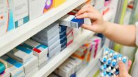 En lo que va del año los medicamentos aumentaron un 41% y las ventas en las farmacias locales cayeron