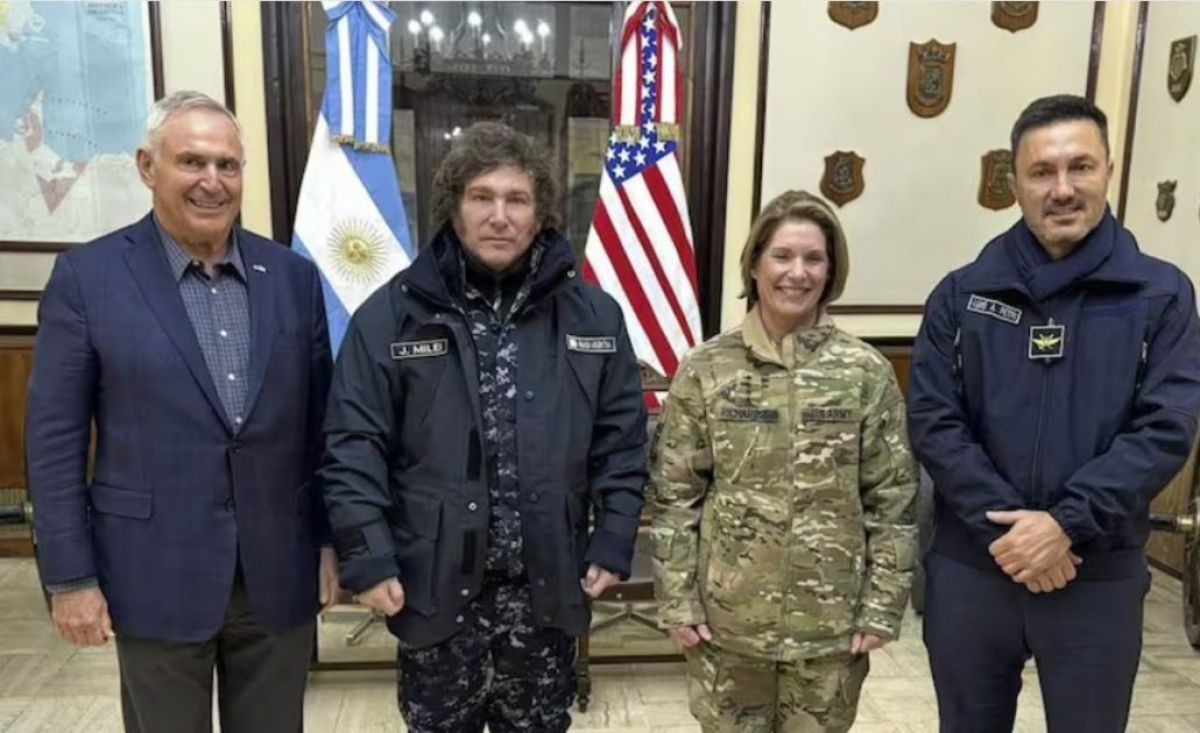 Milei reforzó su sintonía con Estados Unidos y se reunió fuera de agenda con la jefa del Comando Sur en Tierra del Fuego
